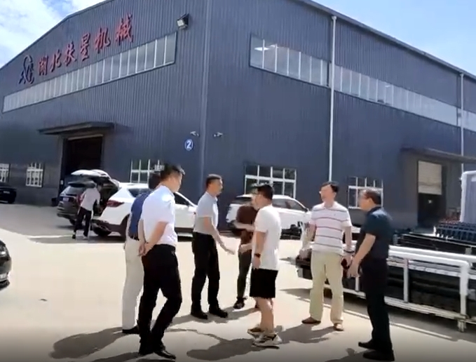 随州市政府刘市长带领科技局领导一行莅临湖北扶星参观指导工作